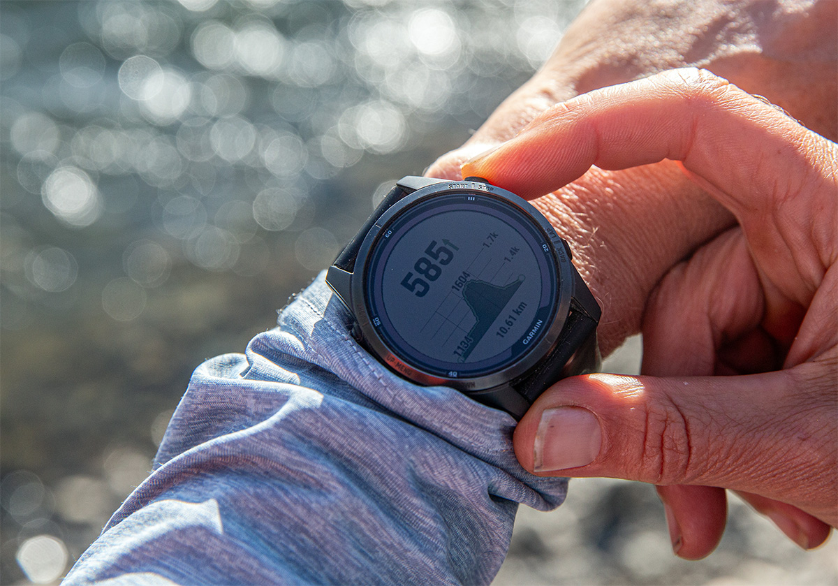 A close up of a elevation map on a GPS watch