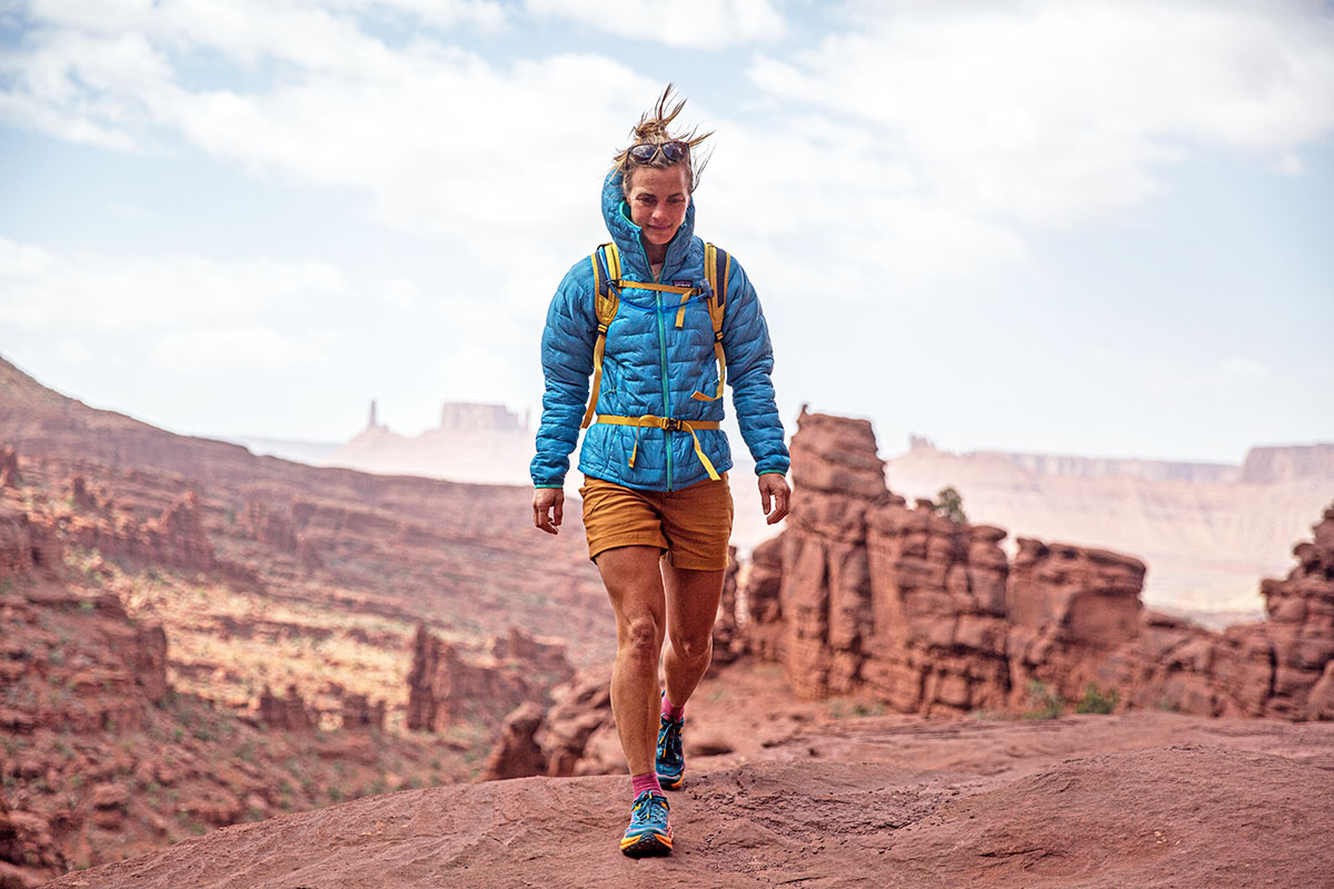Women's synthetic jacket (hiking in Utah wearing Patagonia Micro Puff Hoody)